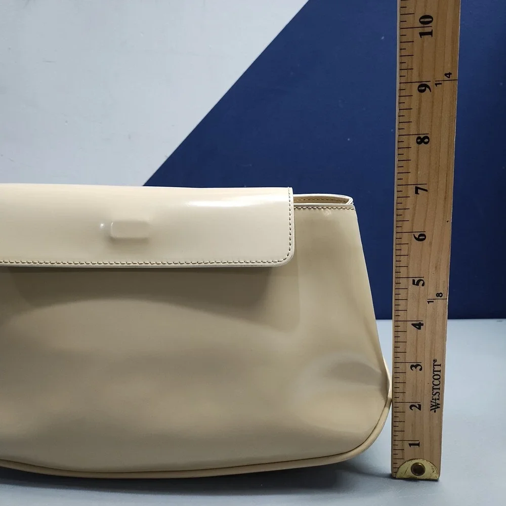 Red Wall Clutch Purse Womens Tan Patent Leather Inner Zip Pocket Flap Design